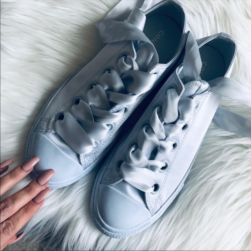 NEW 🤩 CONVERSE ALLSTAR SATIN LOWTOP